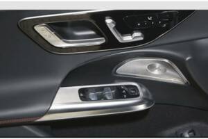 Image 8/9 of Mercedes-Benz E 53 AMG Hybrid 4MATIC T (2025)