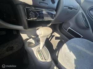 Afbeelding 10/15 van Toyota Yaris 1.33 VVT-i (2000)