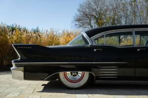 Imagen 42/50 de Cadillac 62 Sedan DeVille (1958)