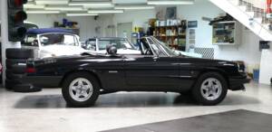 Bild 31/32 von Alfa Romeo 2.0 Spider (1989)