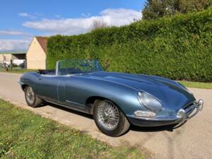 Imagen 5/31 de Jaguar E-Type 4.2 (1964)