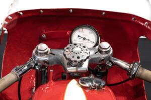 Immagine 19/32 di Aermacchi Harley-Davidson Ala d'oro 250 (1963)