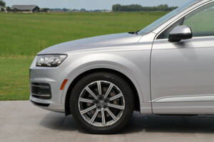 Bild 31/50 von Audi Q7 3.0 TFSI (2017)