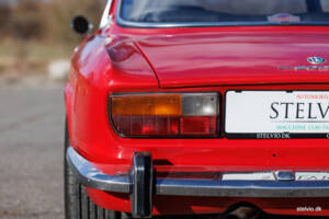 Image 27/43 of Alfa Romeo 2000 GT Veloce (1972)