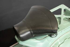 Immagine 34/50 di Piaggio Vespa 125 (1953)