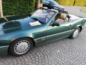 Imagen 4/8 de Mercedes-Benz 300 SL (1990)