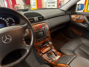 Bild 9/20 von Mercedes-Benz CL 500 (2002)
