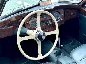 Imagen 26/30 de Jaguar XK 120 DHC (1953)