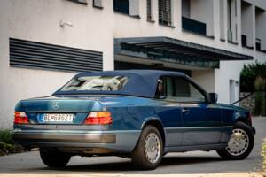 Obraz 36/50 pojazdu Mercedes-Benz 300 CE-24 (1992)