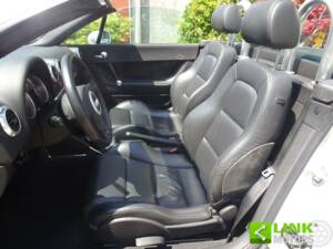 Bild 25/40 von Audi TT 1.8 T (2000)