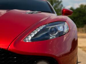 Image 35/80 of Aston Martin Vanquish Zagato (2017)