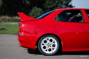 Bild 25/46 von Alfa Romeo 156 2.0 Competizione (1998)