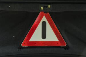 Image 23/63 of Mercedes-Benz 220 E (1993)