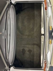 Image 21/35 de Alfa Romeo 2000 GT Veloce (1975)