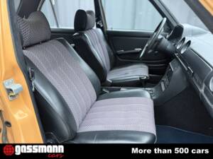 Immagine 13/15 di Mercedes-Benz 300 D (1977)