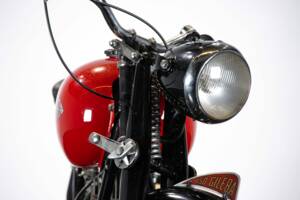 Bild 30/50 von Gilera 150 Sport (1951)