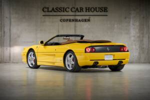 Image 6/100 of Ferrari F 355 Spider (1999)