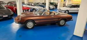 Bild 2/45 von Alfa Romeo 2000 Spider Veloce (1981)