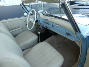 Image 12/29 de Mercedes-Benz 190 SL (1962)
