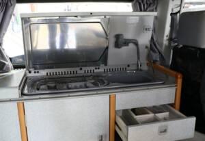 Bild 34/47 von Volkswagen T4 California 2.5 (1995)