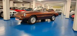 Bild 4/43 von Alfa Romeo 2000 Spider Veloce (1982)