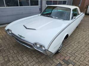 Obraz 5/8 pojazdu Ford Thunderbird Landau Coupe (1962)