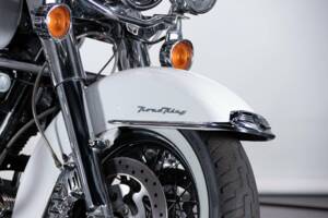 Image 49/50 of Harley-Davidson DUMMY (2010)