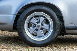 Immagine 50/50 di Porsche 911 Carrera 3.2 "25 years 911" (1988)