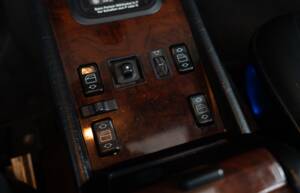 Bild 29/38 von Mercedes-Benz 500 E (1992)