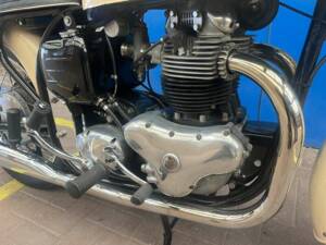 Image 4/19 of Norton DUMMY (1960)