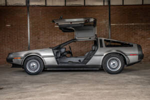 Image 10/66 of DeLorean DMC-12 (1981)