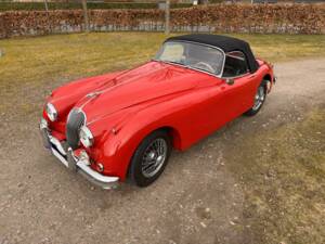 Image 13/77 de Jaguar XK 150 3.4 S OTS (1958)