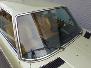 Image 40/95 de BMW 2500 (1977)