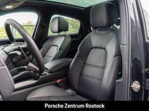 Imagen 8/34 de Porsche Cayenne Coupé E-Hybrid (2025)