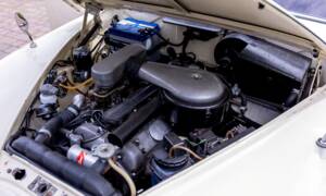 Image 5/50 de Jaguar Mk II 2.4 (1967)