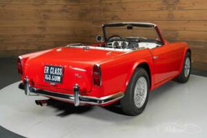 Image 16/19 de Triumph TR 4 (1964)