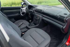 Image 34/40 de Audi A4 1.6 (1995)