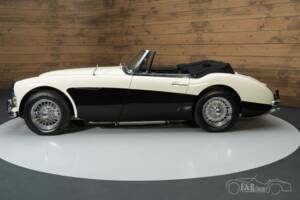 Bild 7/8 von Austin-Healey 3000 Mk II (BJ7) (1964)
