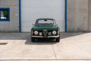 Image 43/83 of Alfa Romeo Giulia GT 1300 Junior (1968)
