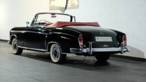 Image 3/30 of Mercedes-Benz 220 S Cabriolet (1957)