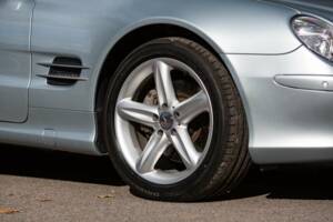 Bild 18/50 von Mercedes-Benz SL 500 (2003)