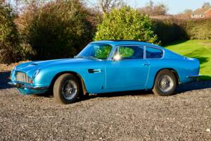 Image 14/19 of Aston Martin DB 6 (1969)