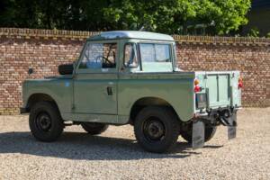 Image 22/50 of Land Rover 88 (1965)