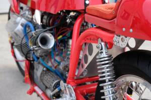 Image 31/44 of Moto Guzzi DUMMY (1972)