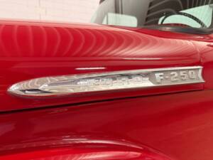 Bild 17/17 von Ford F-250 (1961)