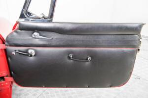 Imagen 33/50 de MG MGB (1966)