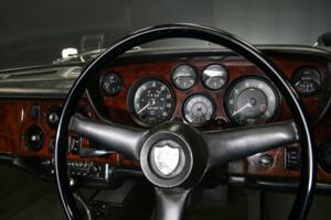 Image 25/50 de Bristol 411 Mk. I (1970)