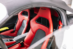 Image 54/70 of Porsche Boxster Spyder (2015)