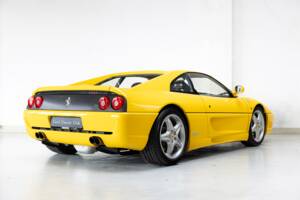 Image 5/36 de Ferrari F 355 Berlinetta (1995)