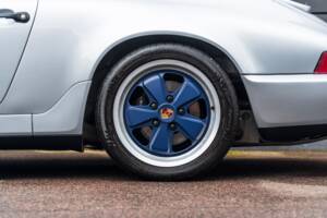 Afbeelding 6/61 van Porsche 911 Carrera 4 (1990)
